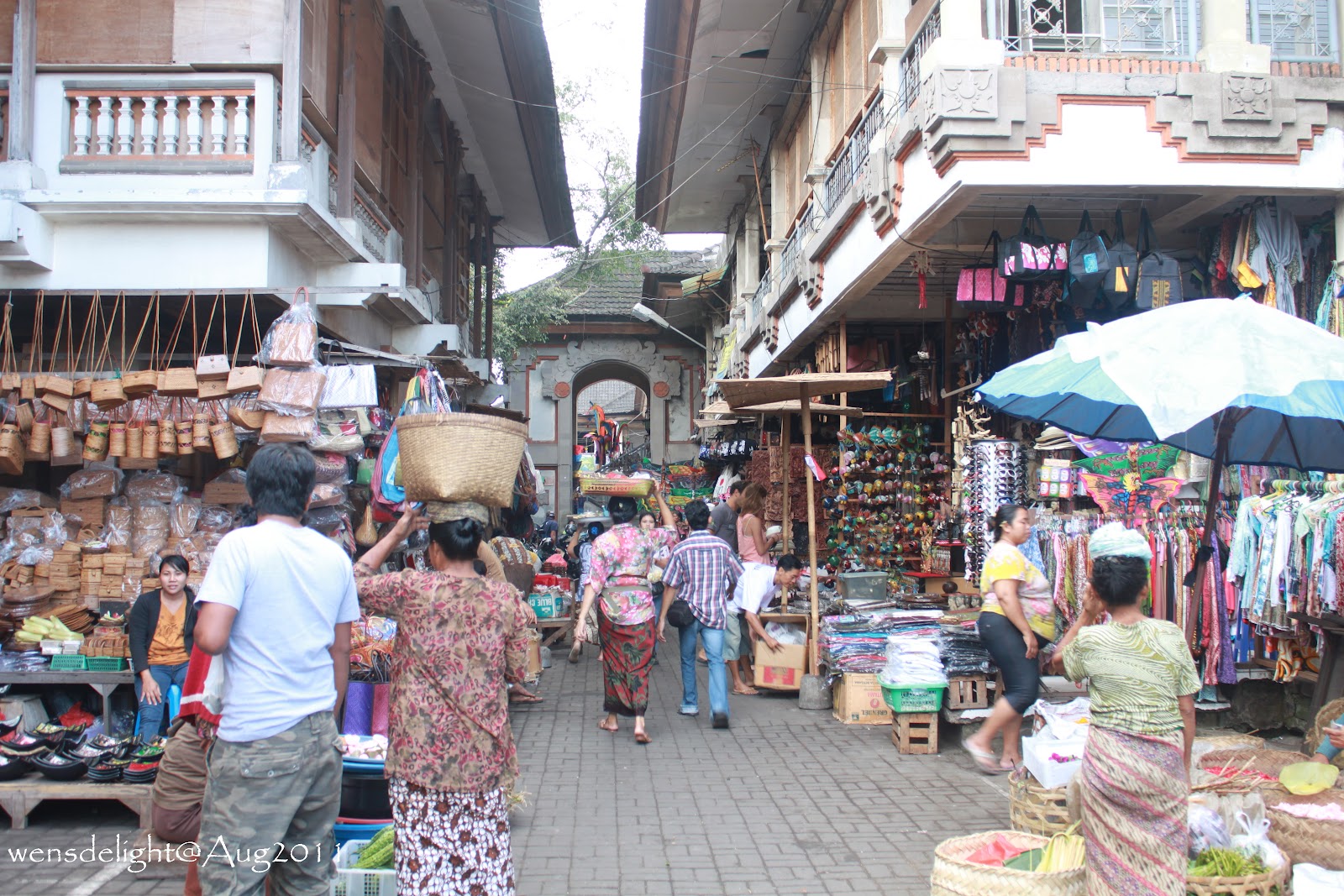 Wen's Delight Ubud Traditional and Art Market