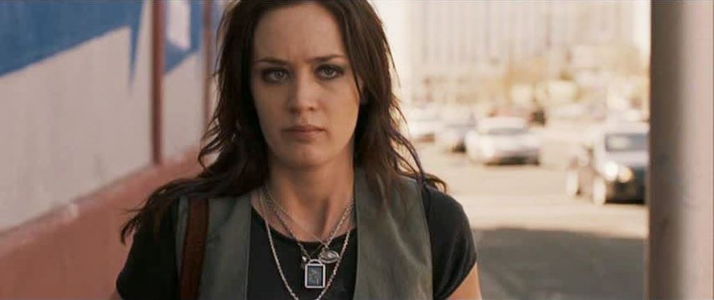 Эми Адамс Одевается – Чистка До Блеска 2008