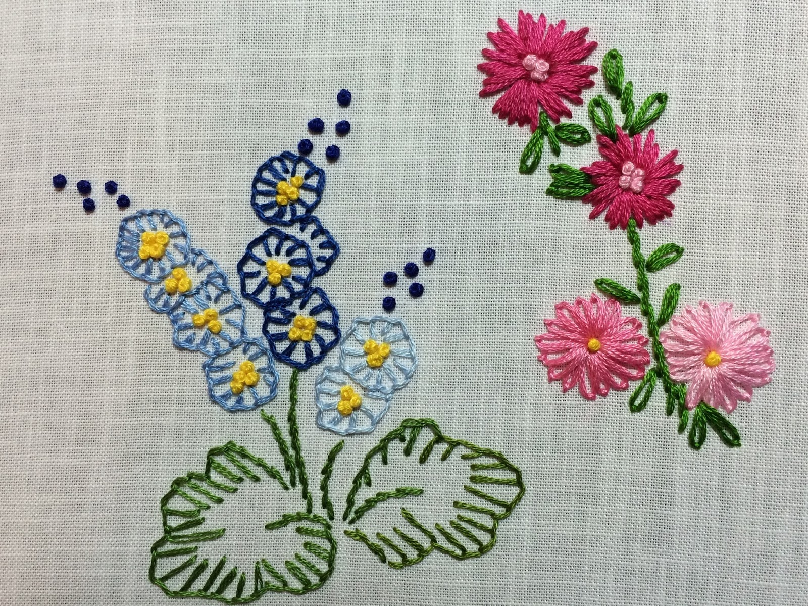 MooshieStitch Lazy Daisy Stitch Flowers