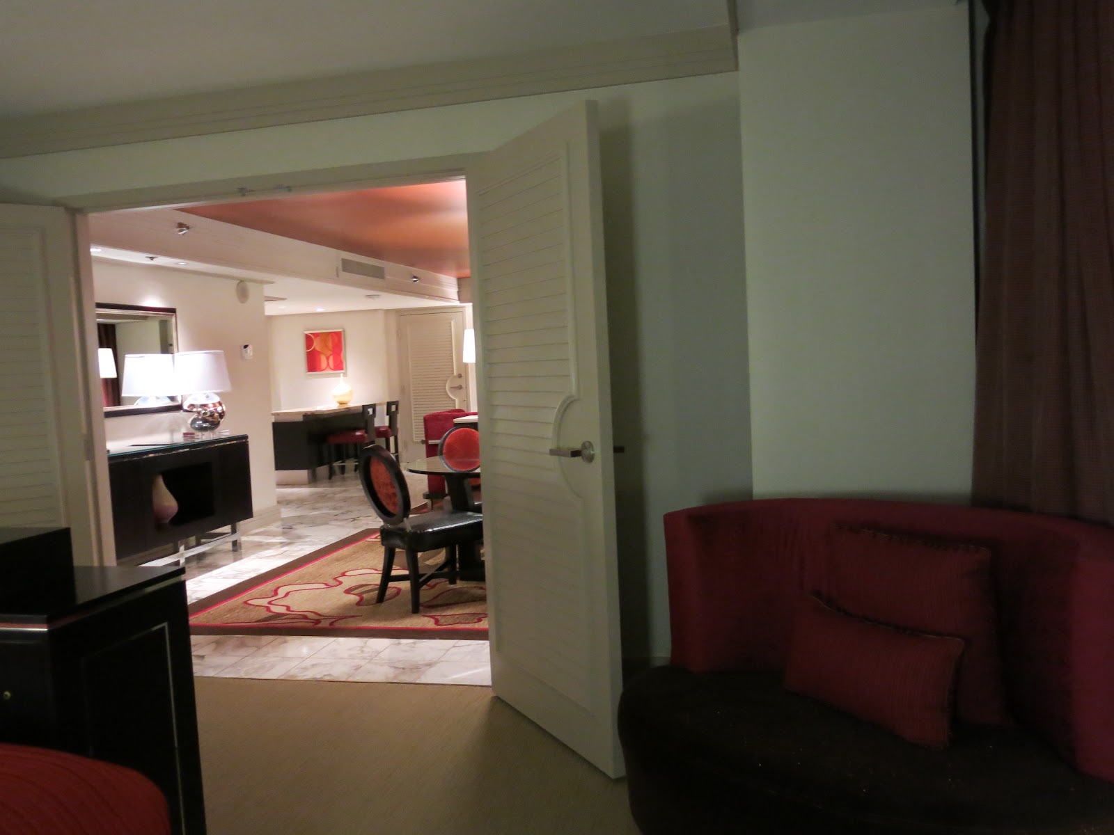LAS VEGAS DAZE Mirage one bedroom tower suite via MyVegas!