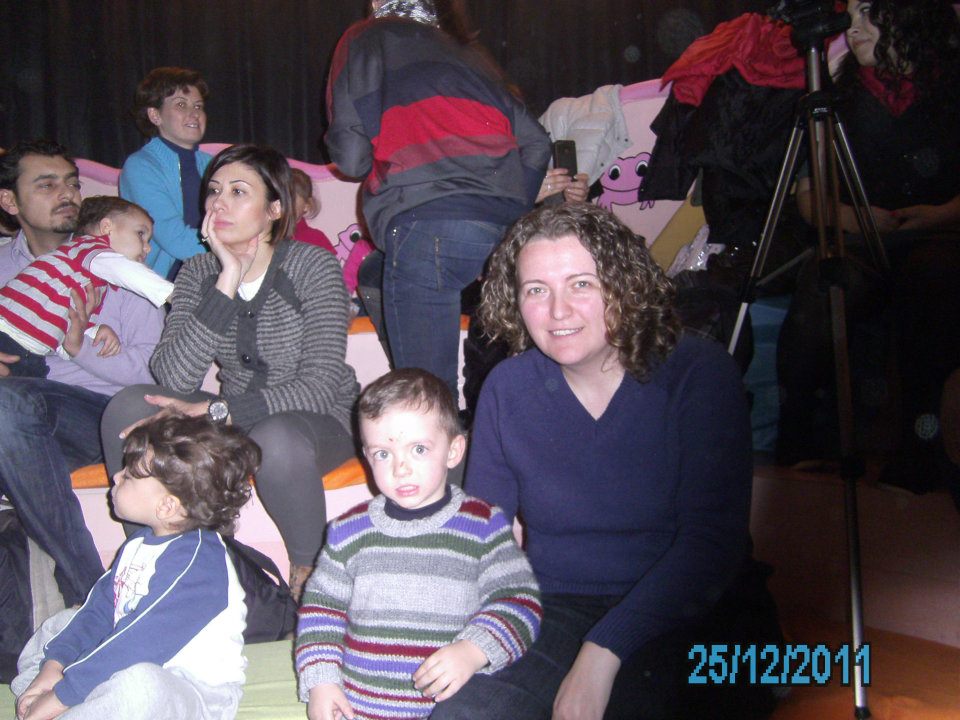 Anneyim Mutluyum Bebek Tiyatrosu Ankara