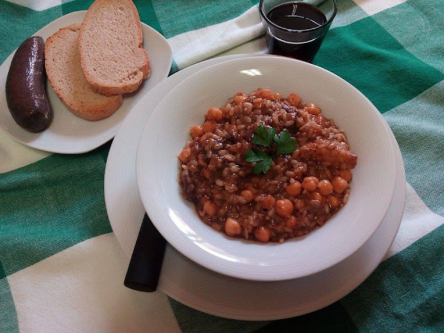 Arroz Con Garbanzos Y Morcilla
