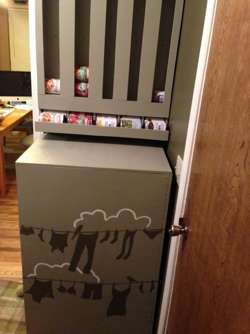 DIY Rotating Can Dispenser Do it yourself ideas and projects