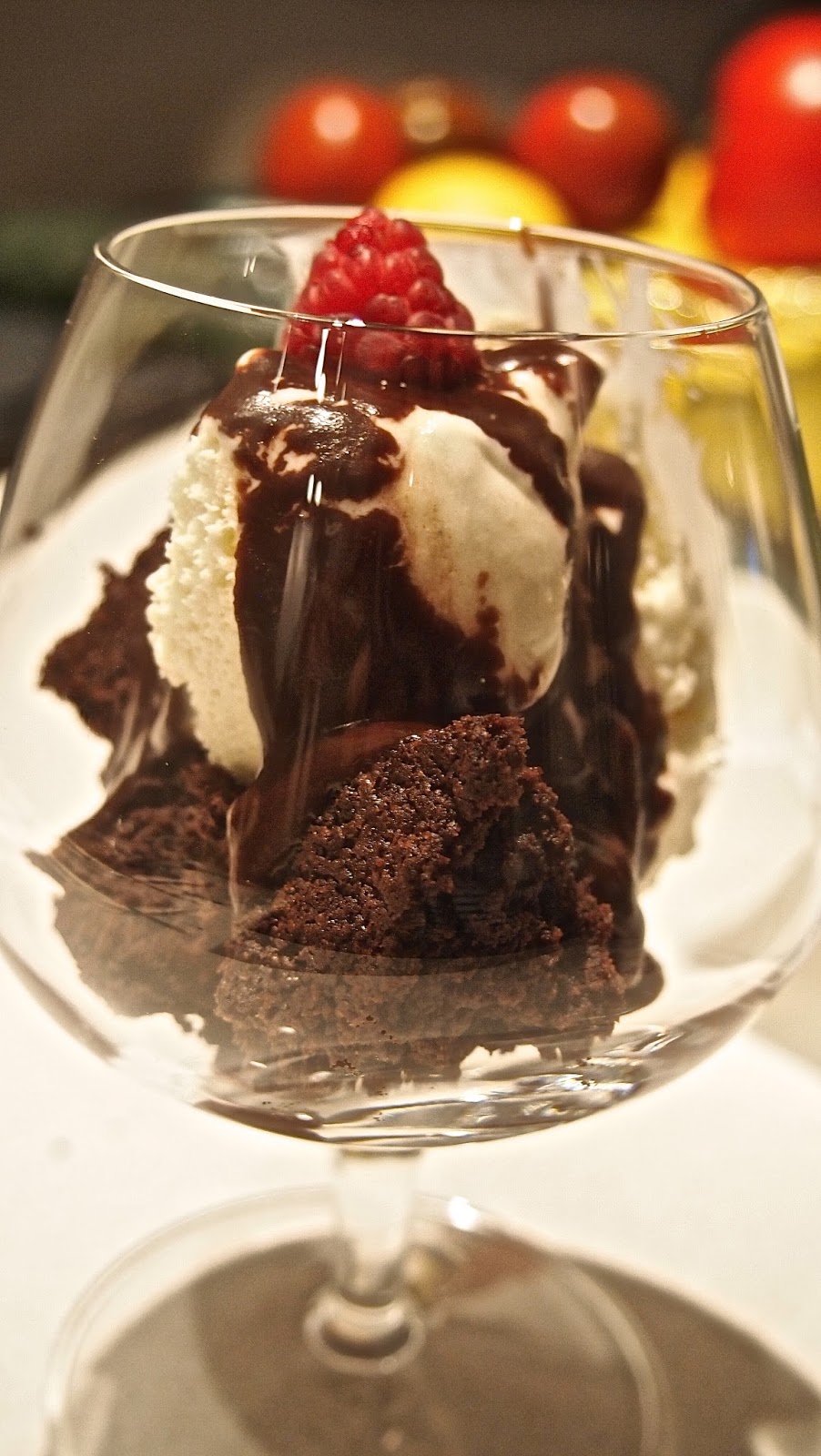 EpiCurious Generations Brownie, Hot Fudge Sundae