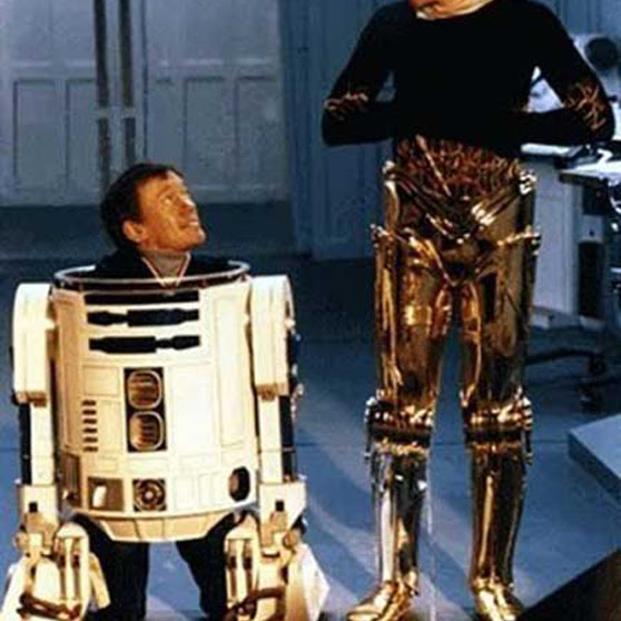 Photo:R2-D2 のケニー・ベイカーと C-3PO のアンソニー・ダニエルズ