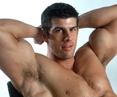 Fitness Six Pack Abs and Butt Exercise Model Zeb Atlas