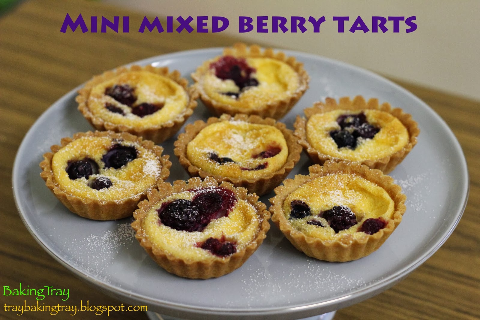BAKING TRAY \________/ TART time Mini mixed berry tarts