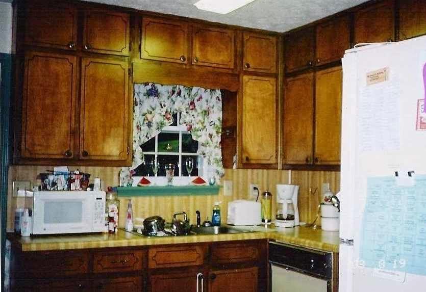 Refacing Kitchen Cabinets