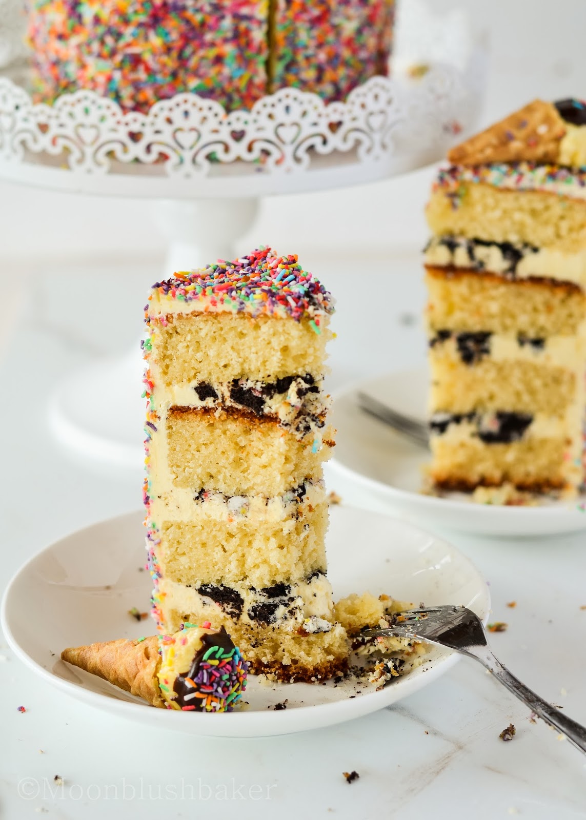 The moonblush Baker The other side // Ice cream sprinkle cake with