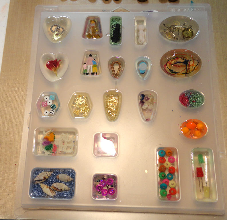 Resin Crafts: Working In Molds - Part Two