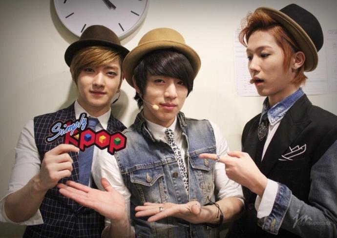 ♫CROWNoonaVN♫: 130506 Simply Kpop Update - C-CLOWN 2P