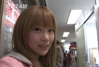 重盛さと美 事故がエロすぎる 水着より魅力的なパんチら動画