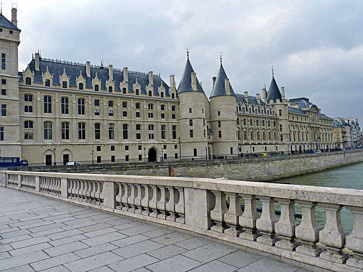 conciergerie 