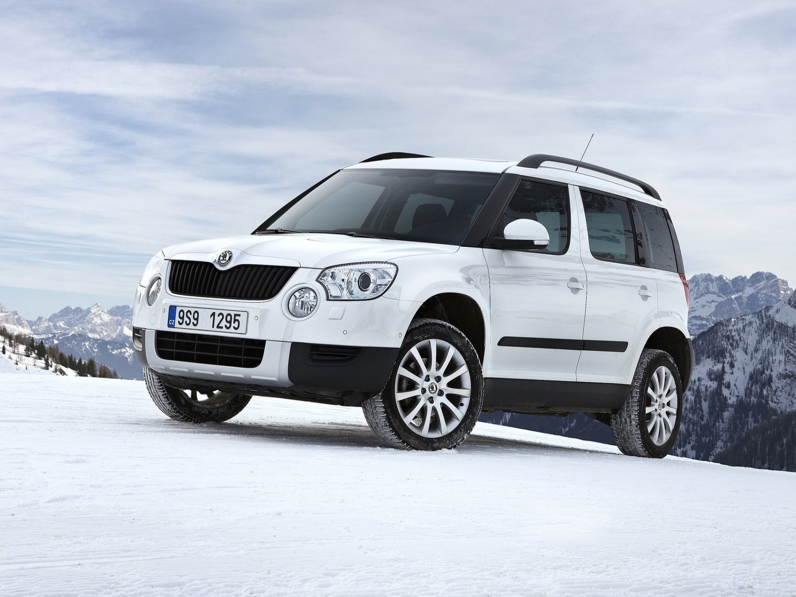 Car Pictures Skoda Yeti 4×4 2011 Car Pictures Skoda Yeti 4×4 2011