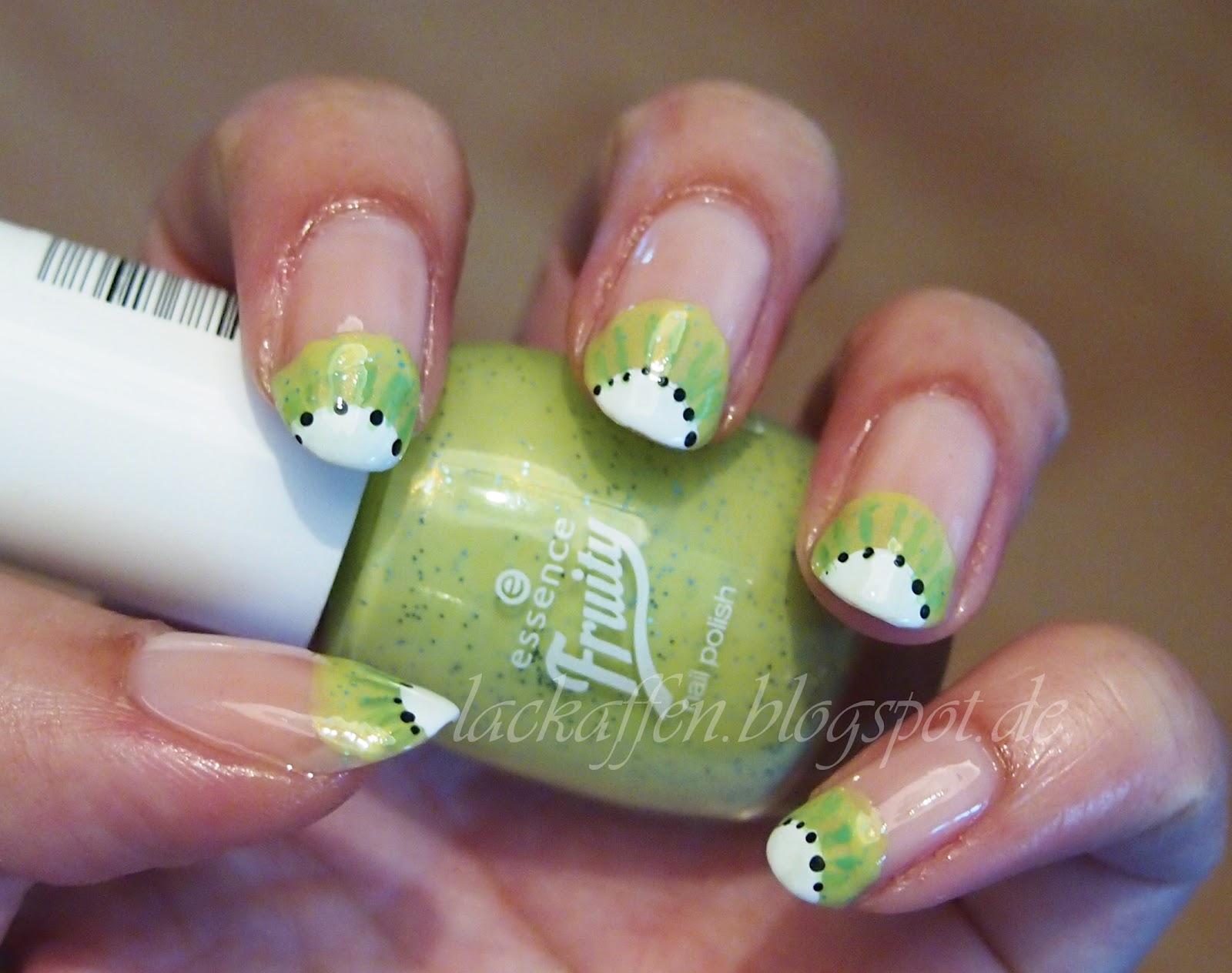 Lackaffen Nail Design Kiwi Nails