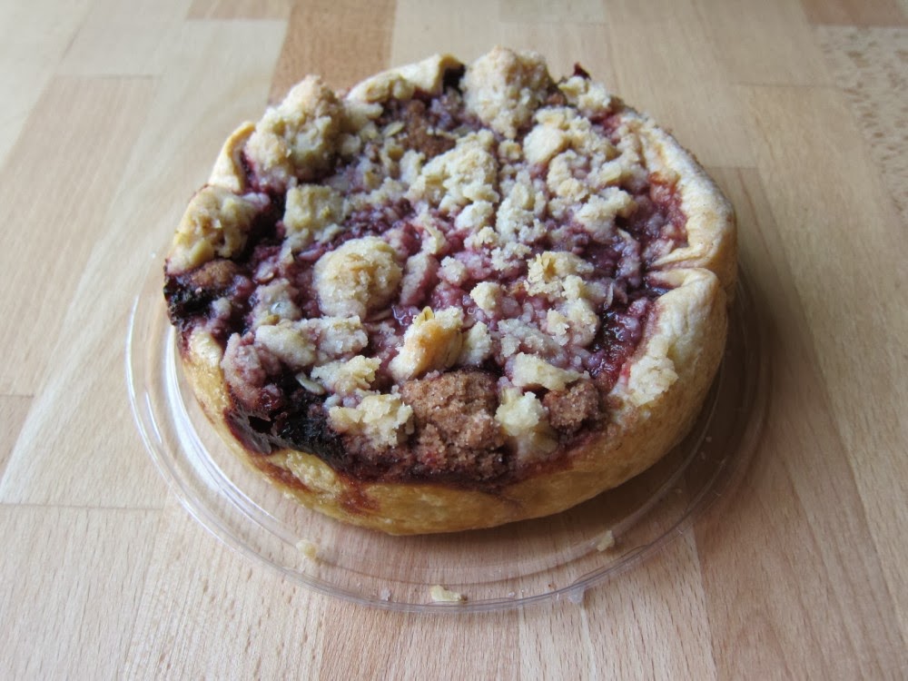 Review Trader Joe's Petite Mixed Berry Tart Brand Eating