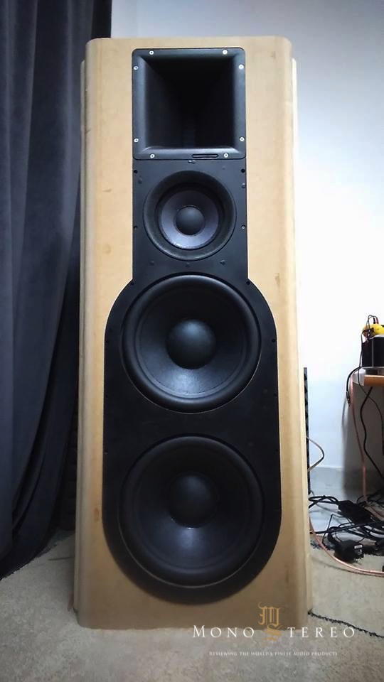 Mono and Stereo HighEnd Audio Magazine ANALOG DOMAIN AUDIO ARGUS SPEAKERS