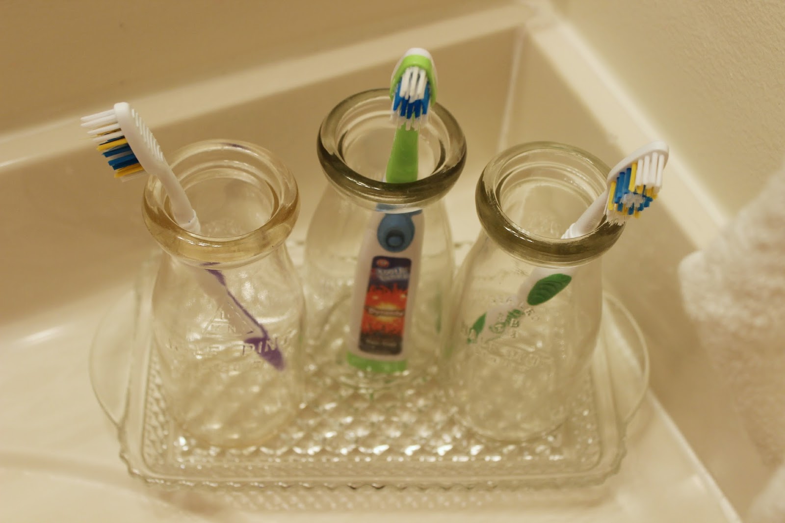 Happy At Home A Simple Toothbrush Holder Vintage Style