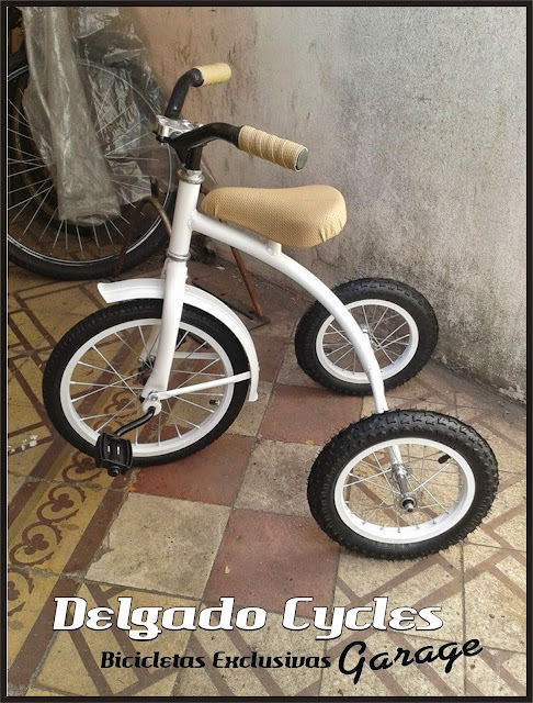 Triciclo Retro Vintage.