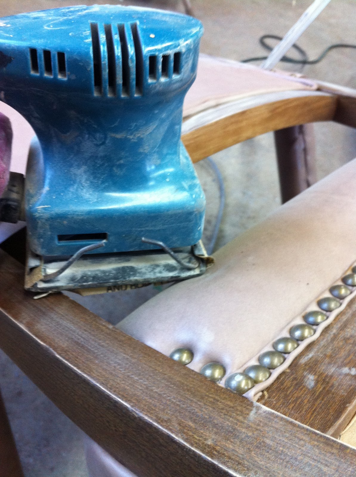 KIJSA STUDIO How to Paint on Burlap