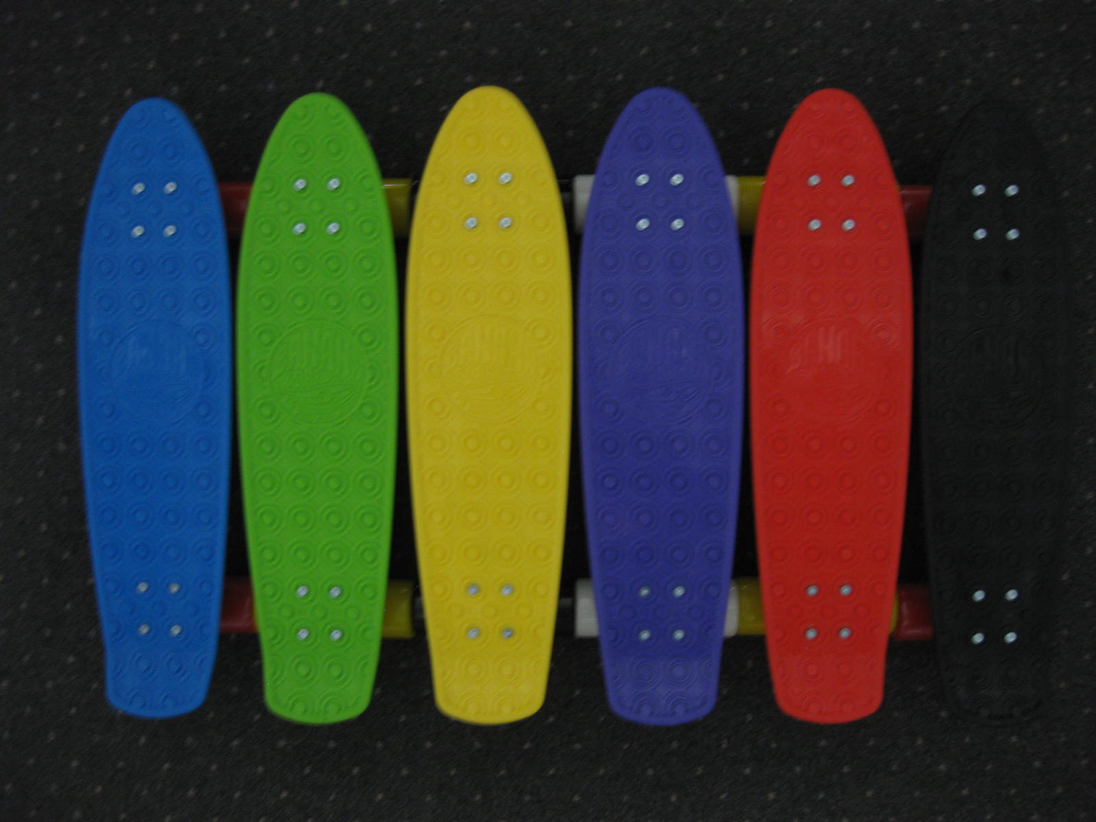 ALJEK Lance Mountain Banana Board 90