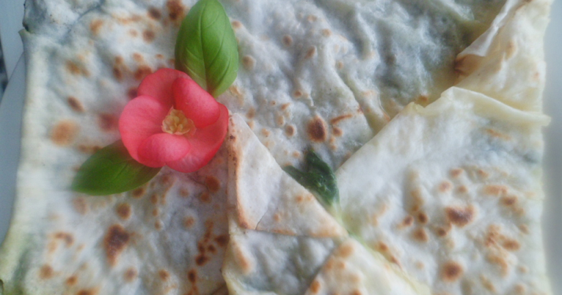 Lezzet Sepeti Tavada Sac Böreği