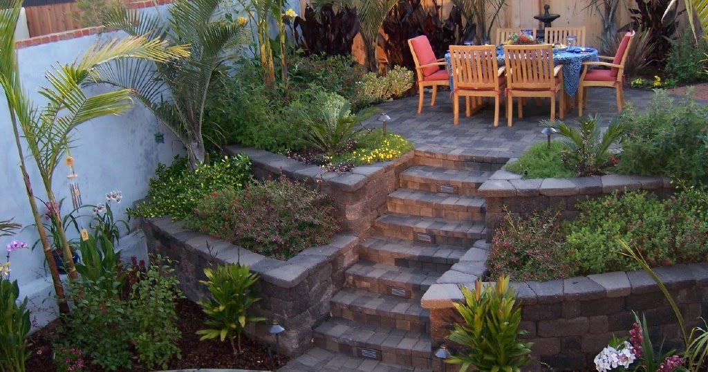 The 2 Minute Gardener: Photo - Raised Patio made from Country Manor