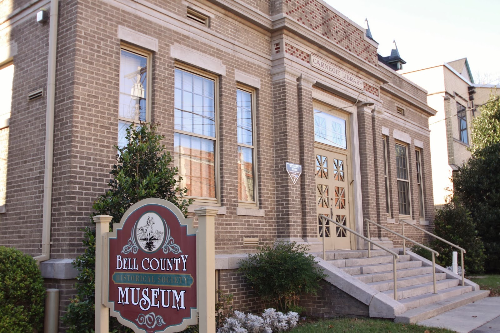 BlueEyed Kentucky More Images of Downtown Middlesboro