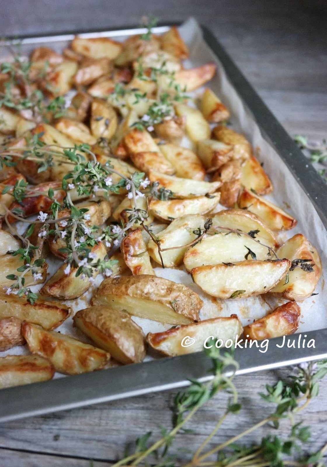 COOKING JULIA POMMES DE TERRE AU FOUR À LA FLEUR DE THYM