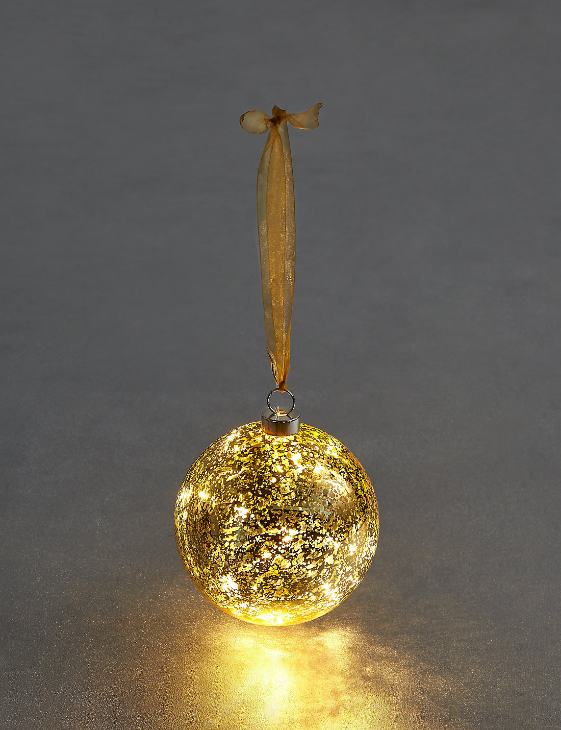 Satchel M&S PreLit Christmas Tree Baubles