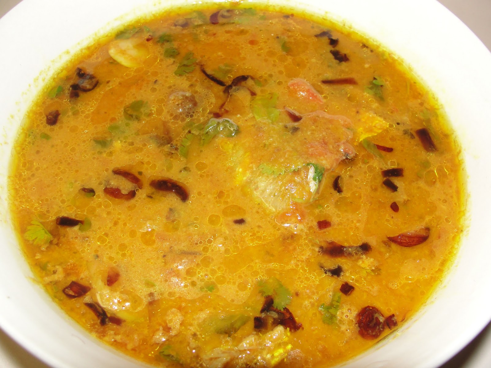 Fish curry - Tamil Nadu style ~ Sujee's Cuisine
