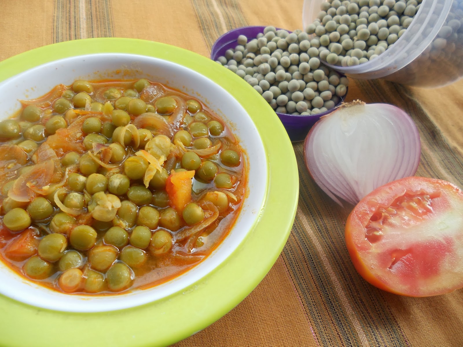 fresh n Delicious Green Peas Masala