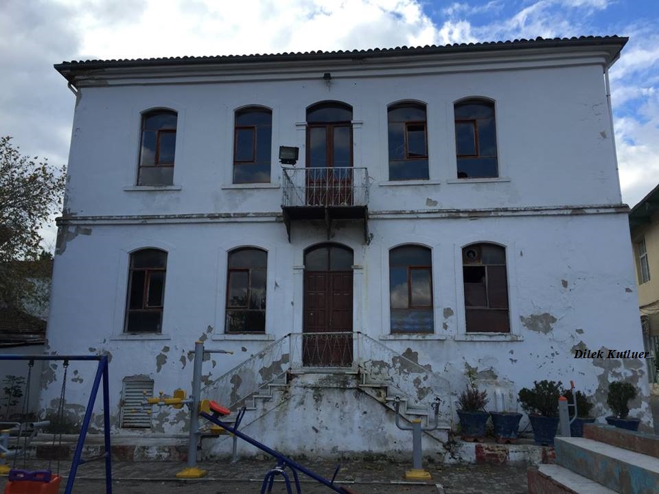 yukari kizilca uc din iki mezhebi barindirmis koy arkeorehber