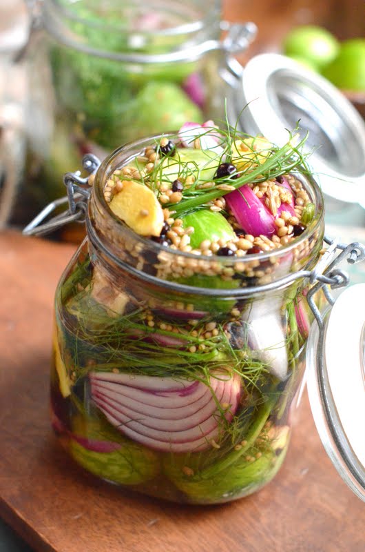 Foodwanderings Red Wine Vinegar Heirloom Green Tomato Pickles