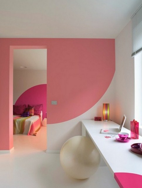 Decorating a pink tiled bathroom Decorating a pink tiled bathroom