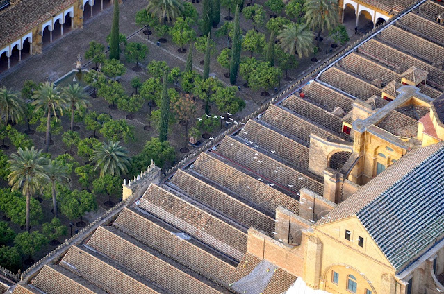 Patio de los Naranjo de la Mezquita Catedral de Córdoba