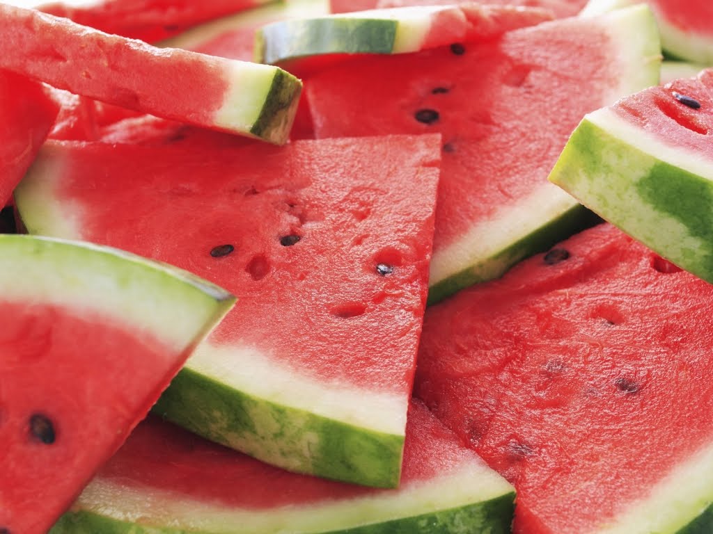 http://2.bp.blogspot.com/-s9QrVW86hdM/TlEjmmiAbeI/AAAAAAAAFFg/ivHnFcMDF8Q/s1600/1024_Juicy_watermelon_wallpaper.jpg