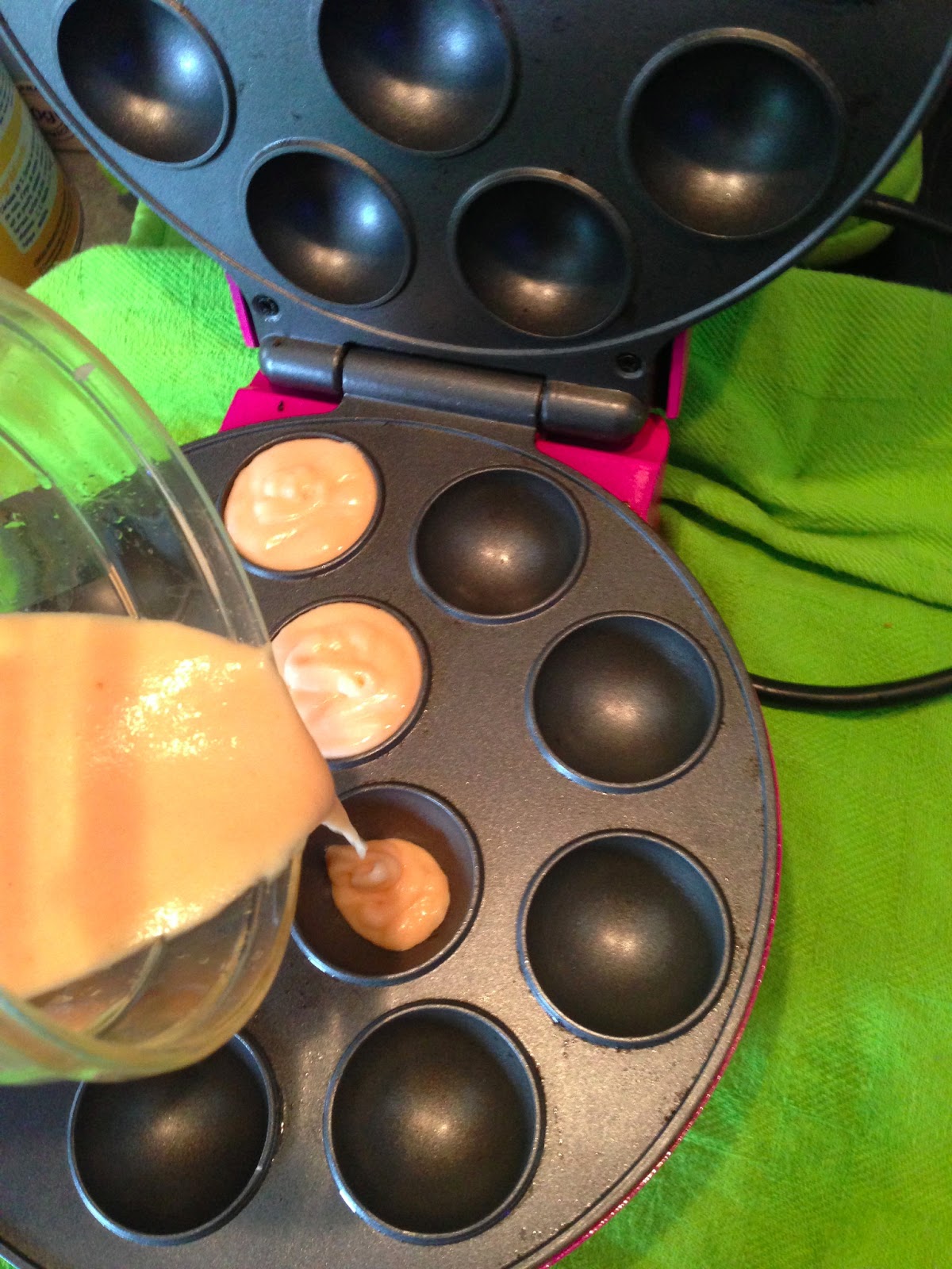 La Vie d'Une Gourmande Le cake pop avec la machine à popcake