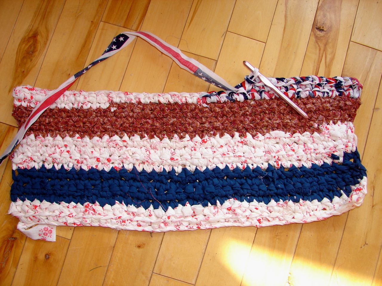 Amy's Passions AHA moment! Crochet RWB rectangle rug