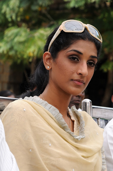 vasuki sunkavalli miss universe india 2010