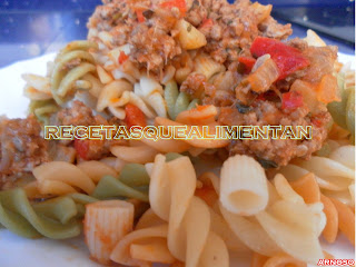 Pasta Con Calabacin Y Carne
