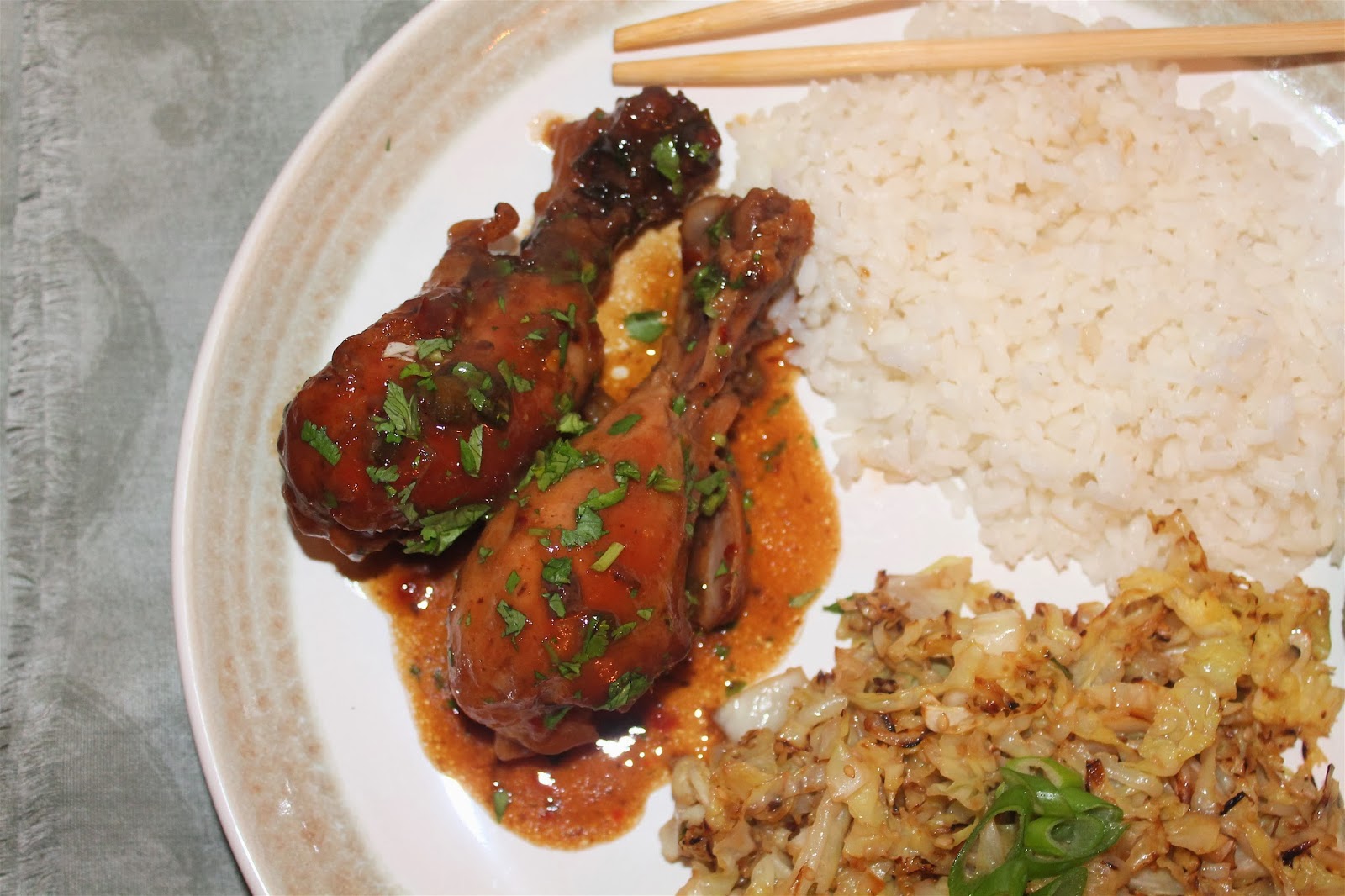 Savory Moments Slow cooker sticky Asian drumsticks with sesame savoy