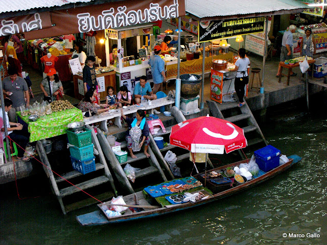 MERCADO FLOTANTE DE AMPHAWA. TAILANDIA