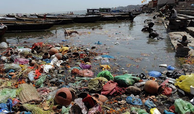 Water Pollution in the River Ganges - water pollution images, water polluton pictures