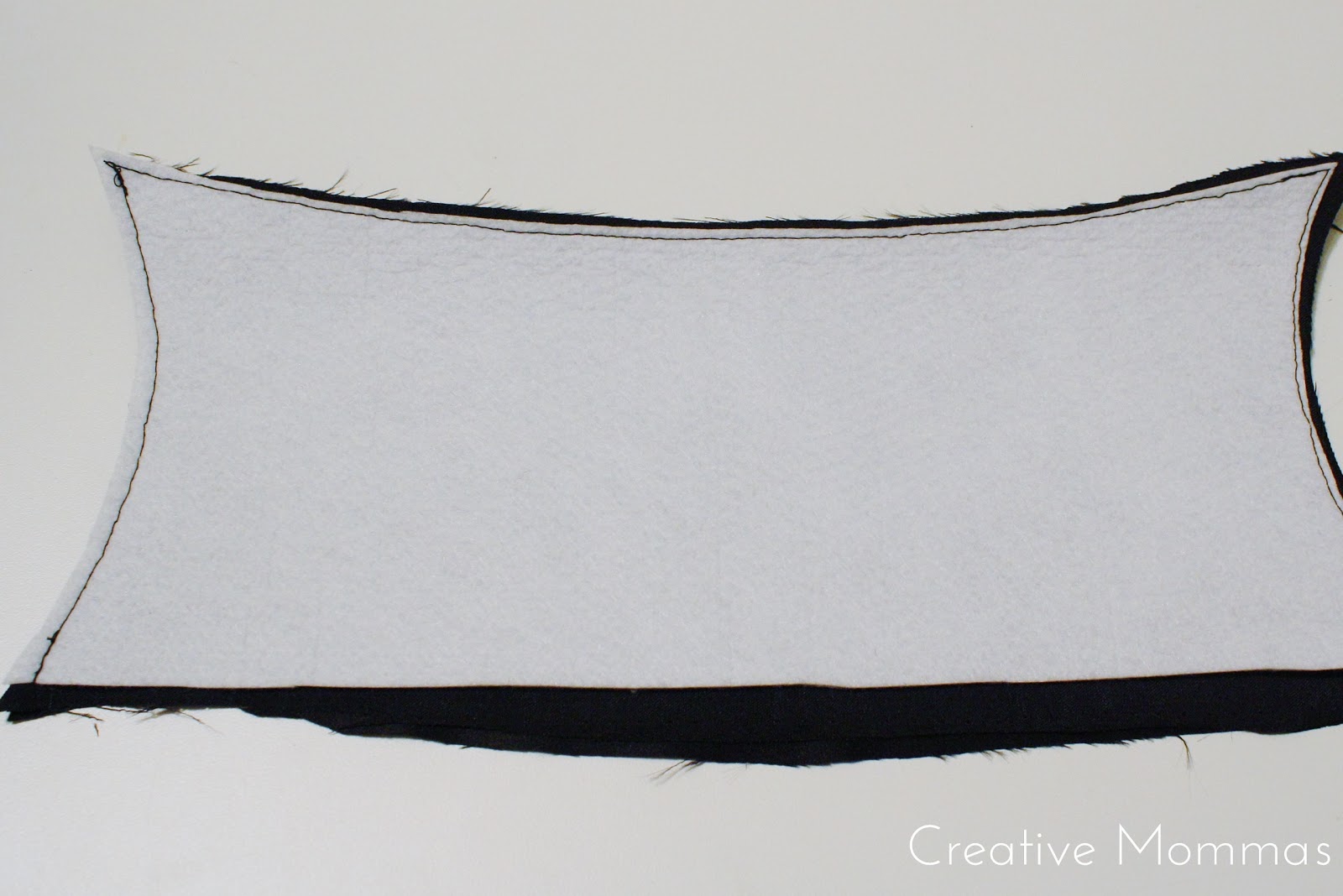 Creative Mommas Vampire Cape Tutorial