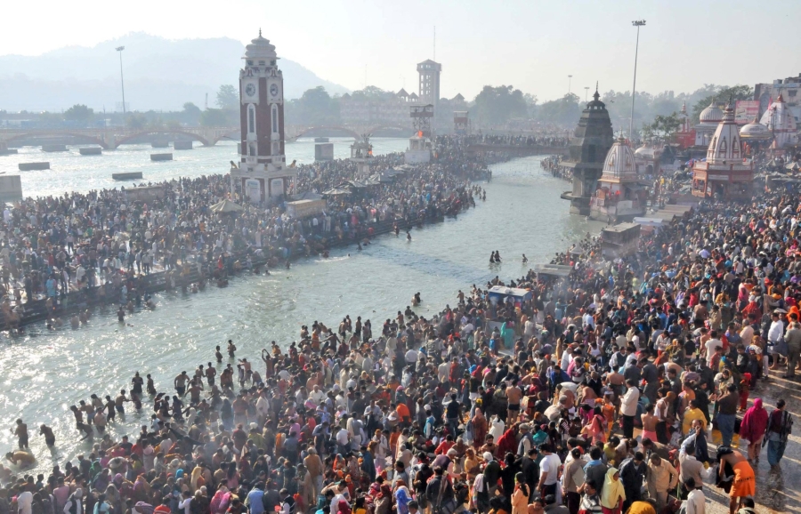 india_hindu_festival_209340834.jpg