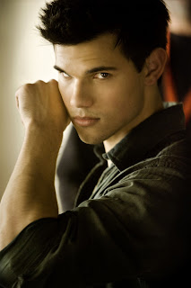 the-twilight-breaking-down-part-1-Taylor-Lautner