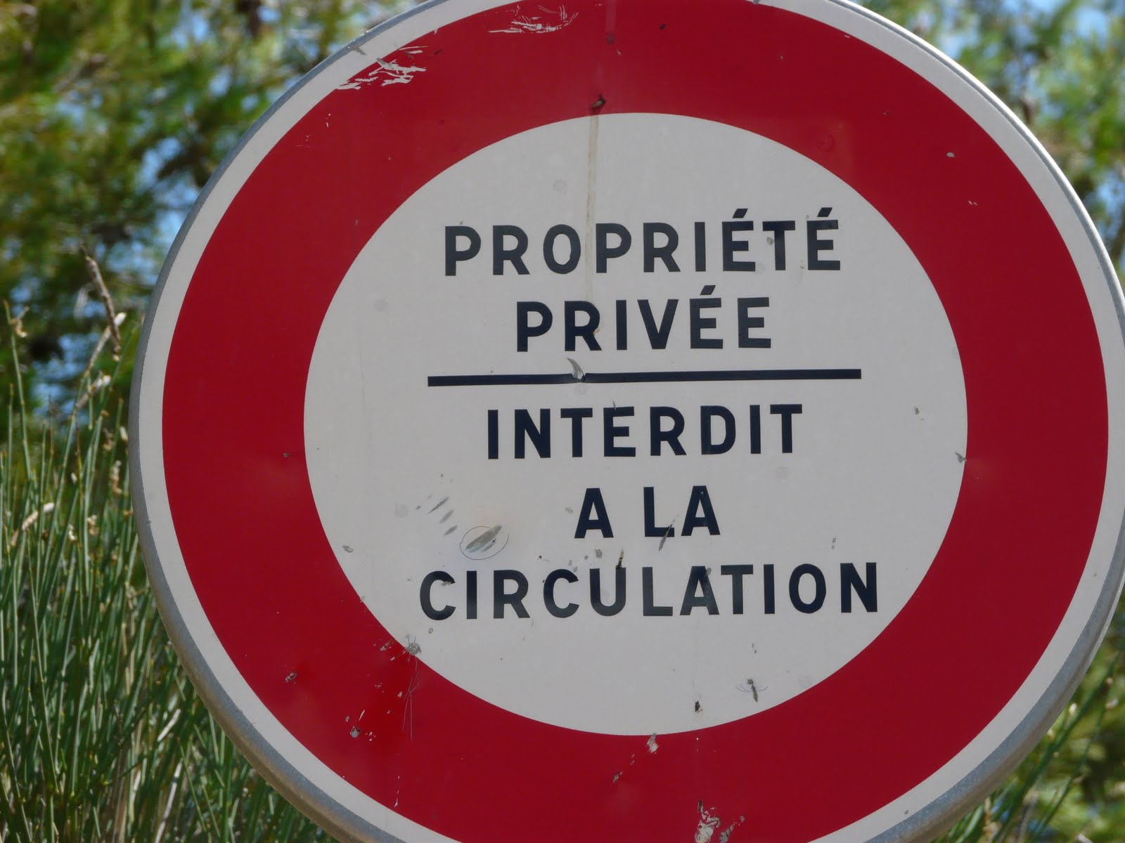 panneau circulation interdite