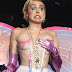 ¡Miley Cyrus planea concierto nudista!