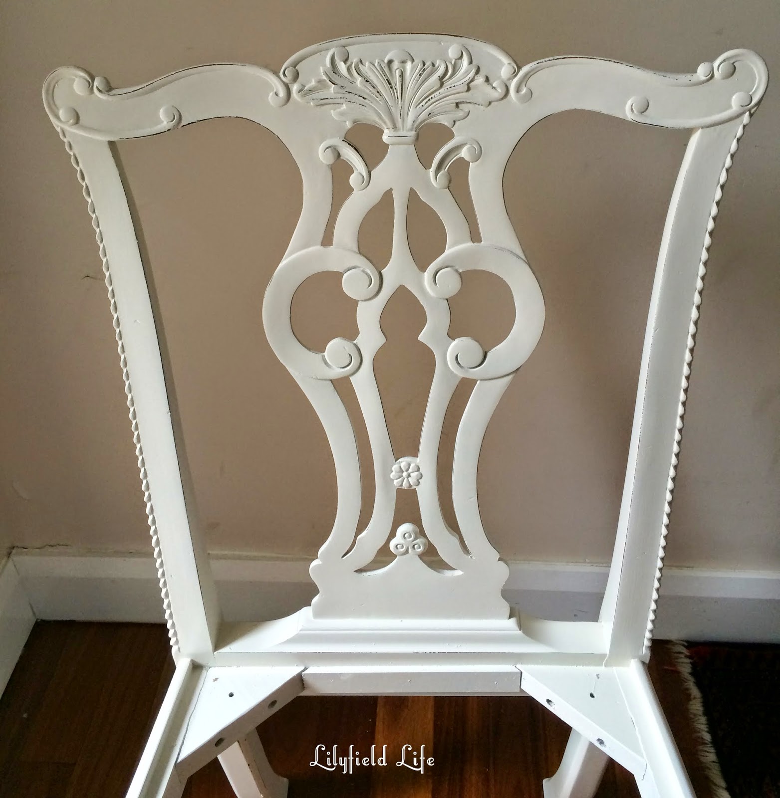 Lilyfield Life Painting Chairs the Easy Way